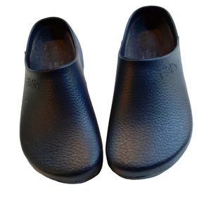 Birkenstock (Birkys) Dark Navy Blue Clogs Women's Size 39 or 8